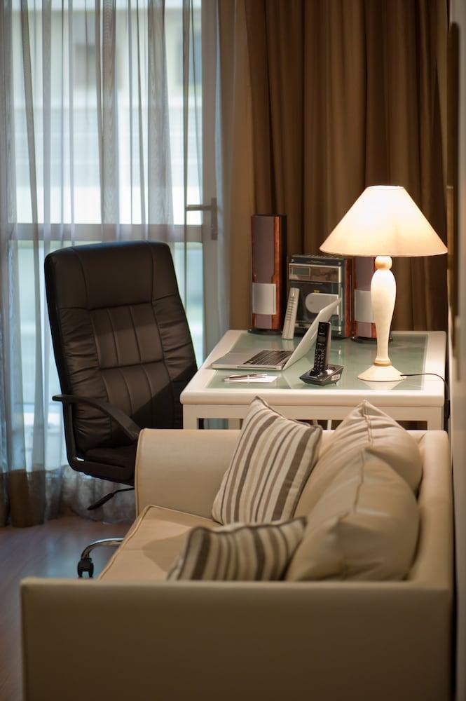 Hotel Sequoia Alphaville Баруэри Экстерьер фото